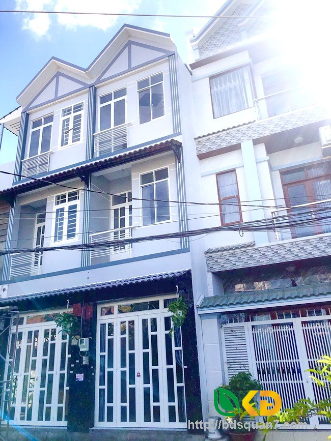 Bán nhà 2 lầu đẹp hẻm 2581/ Huỳnh Tấn Phát Nhà Bè